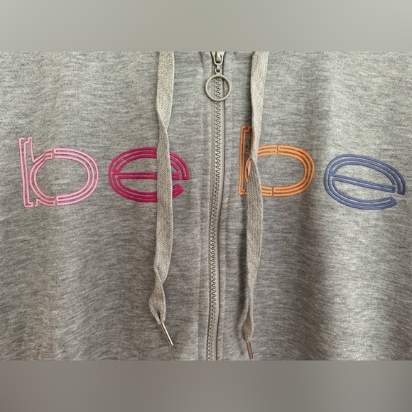FINAL PRICE NWT Bebe Hoodie: Heather Gray Front Signature Logo Zipper Pockets L - Picture 3 of 9